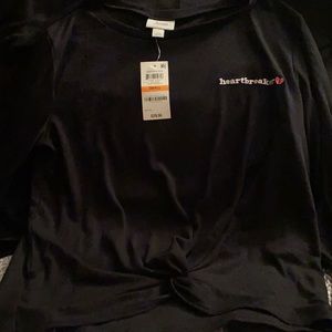 Selling black long sleeve T-shirt